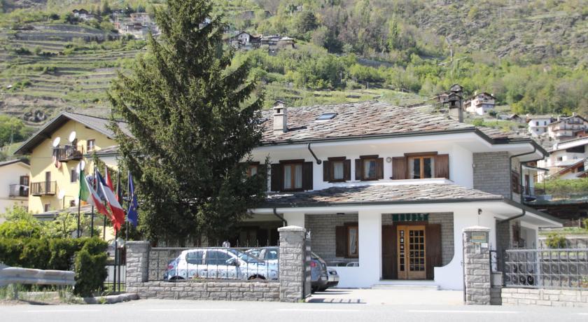 Отель Hotel Chuc