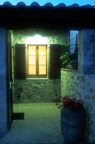 Отель Agriturismo Il Torrione