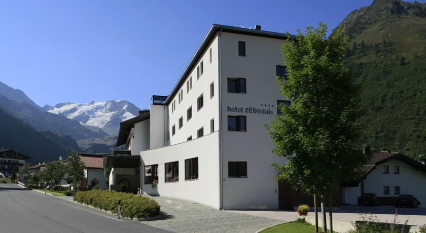 Отель Hotel Cevedale