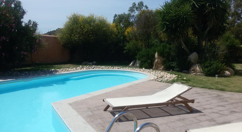 Отель S'Acqua Sassa Resort