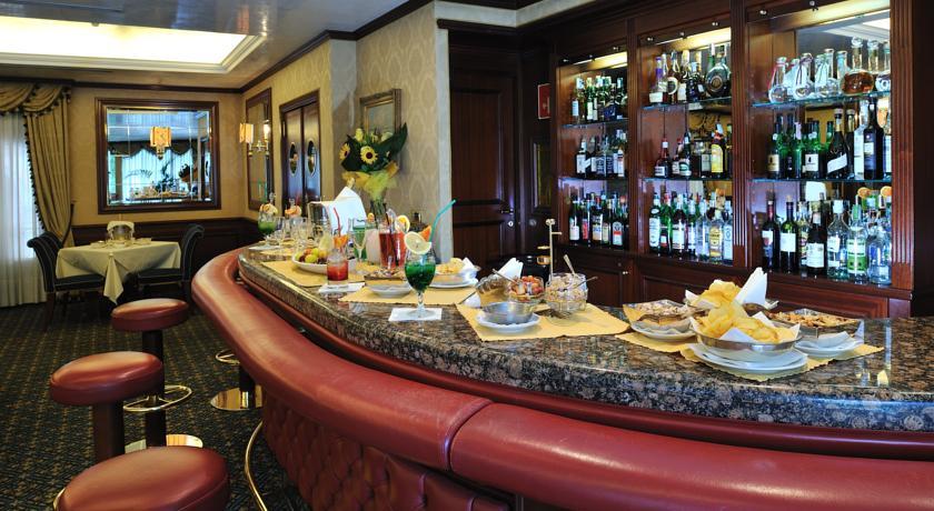 Отель Internazionale Hotel