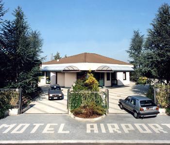 Отель Airport Motel Malpensa