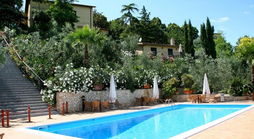 Апартаменты Apartment L'Acacia Collevecchio