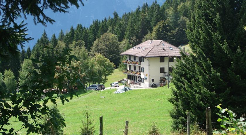 Отель Albergo La Ruscoletta