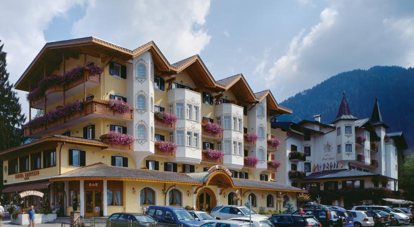 Отель Hotel Tressane