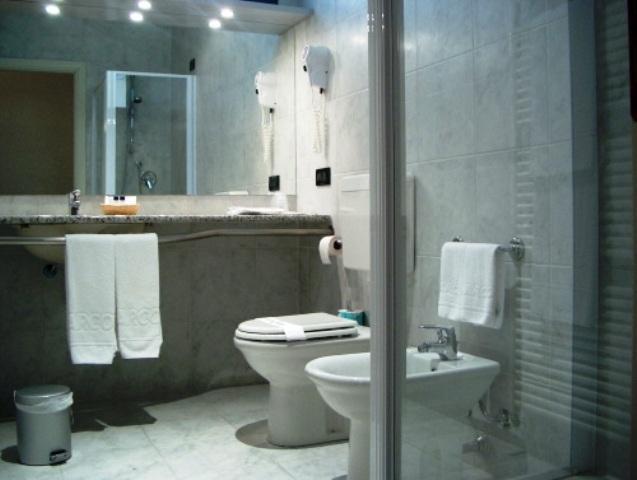 Отель Arcotel