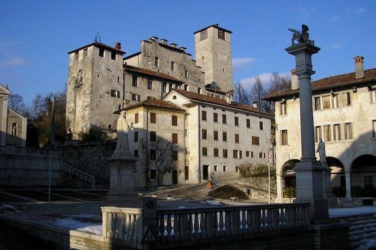 Апартаменты Apartment Di Feltre Cesiomaggiore