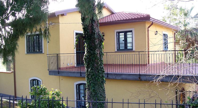 Апартаменты Apartment Anna Piano Terra Fondachello di Mascali