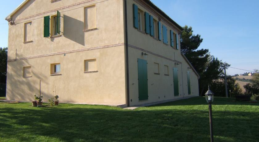 Отель Agriturismo I Ciliegi del Checco