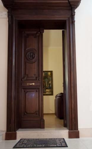 Мини-отель Bed and Breakfast Cairoli