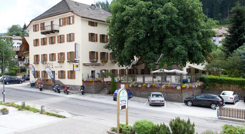 Отель Gasthof Zum Weissen Rössl