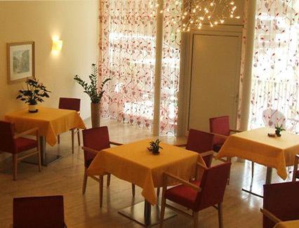 Отель Hotel Mignon