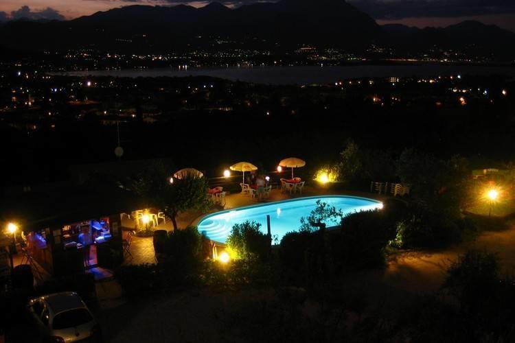 Апартаменты Holiday Home Bella Vista Manerba Del Garda