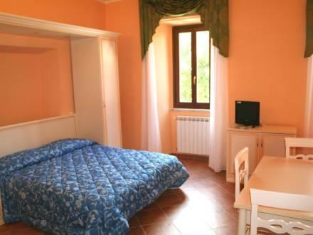 Отель Apartment Piano -Borgo Saracinesco Saracinesco