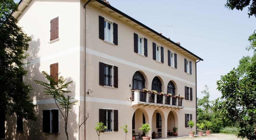 Апартаменты Holiday Home Roccapendice Teolo