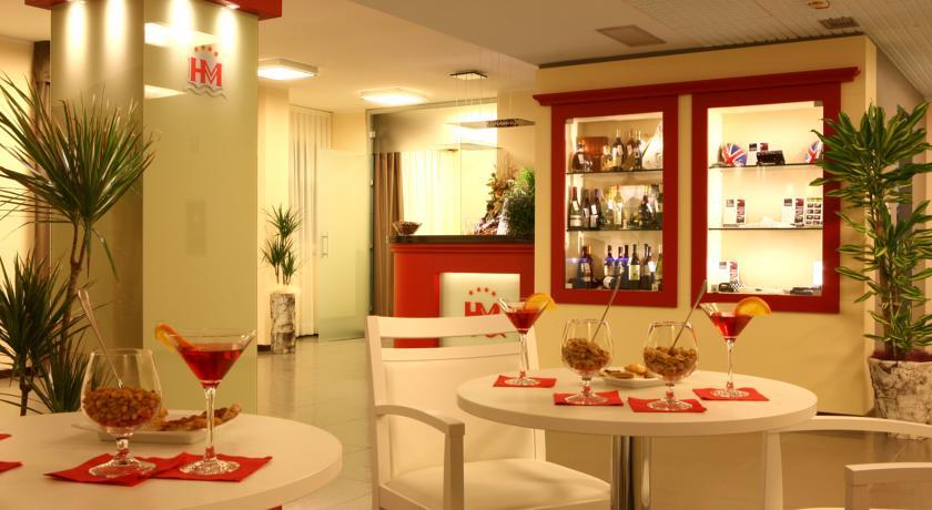Отель Hotel Mediterraneo