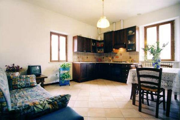 Апартаменты Holiday Home Oliva Croce Di Montecolombo