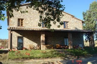 Отель Holiday Home Mirtillo Proceno Viterbo