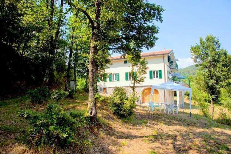 Апартаменты Holiday Home Crocetta Due Sesta Godano