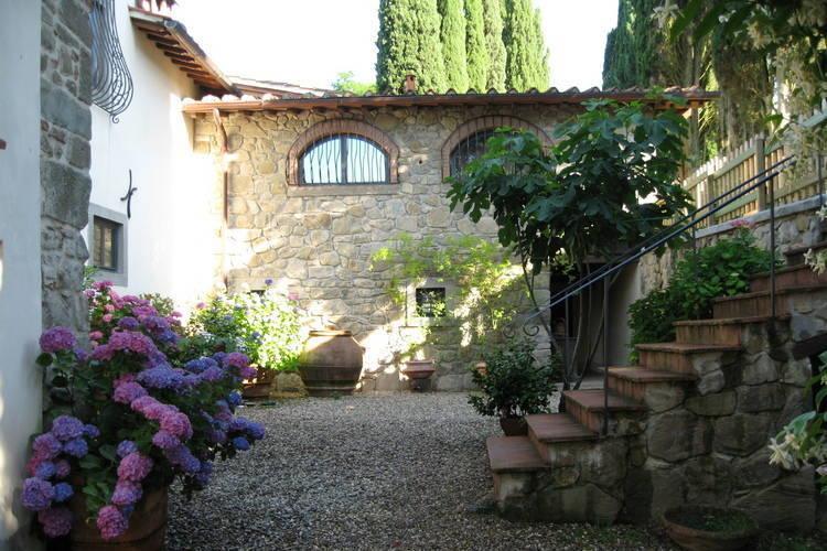 Апартаменты Holiday Home Dhalia Vicchio