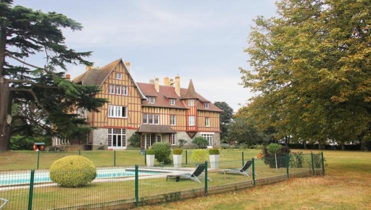 Мини-отель Manoir de la Chalouère