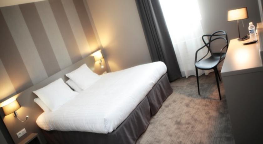 Отель Brit Hotel Le Galion