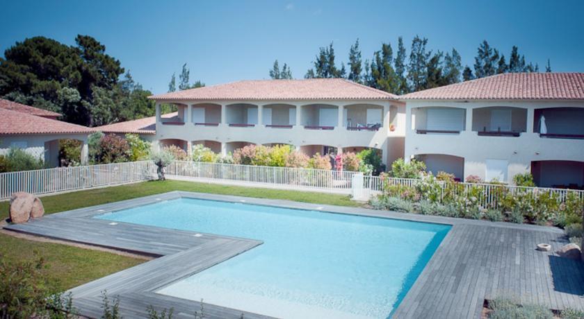 Апартаменты Le Jardin d'Alzetu