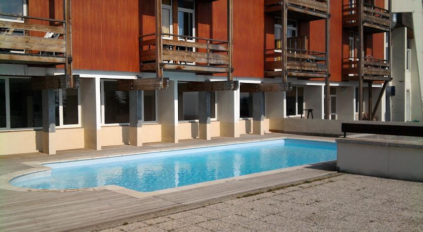 Апартаменты Appartements Le Clos des Gentianes