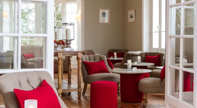 Отель Les Villas d'Arromanches