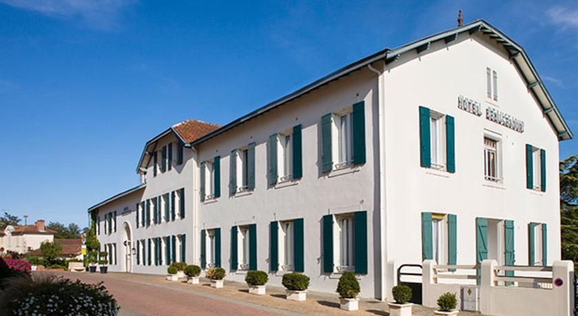 Отель Hôtel Beausejour