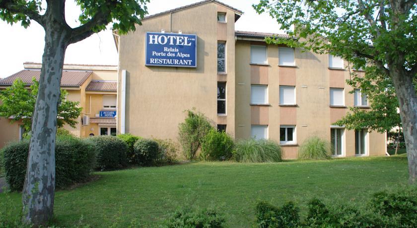 Отель Hôtel Relais Porte des Alpes