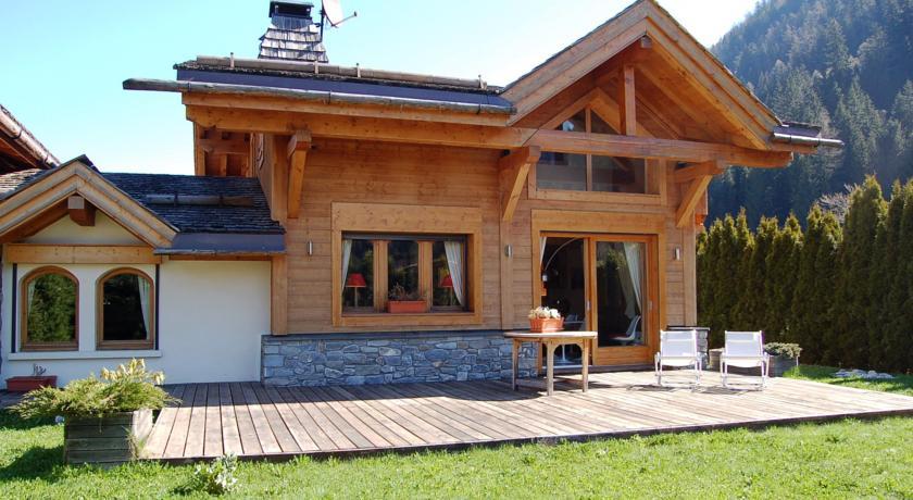 Отель Chalet Les Periades