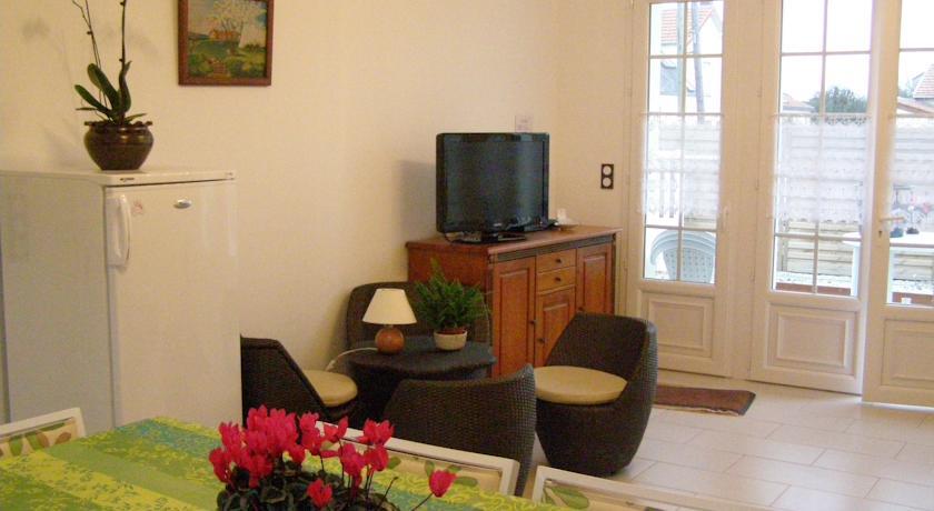 Апартаменты Le Clos de la Belle Plage