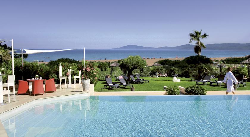 Отель Grand Hôtel Les Flamants Roses