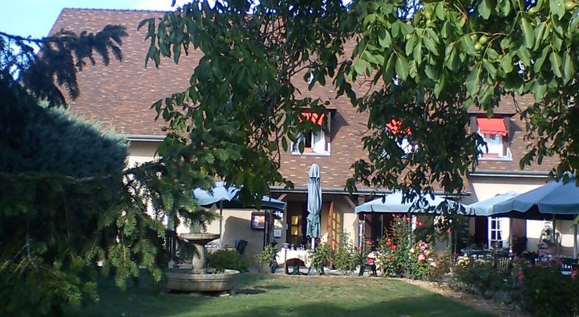 Отель Le Relais de la Sans Fond