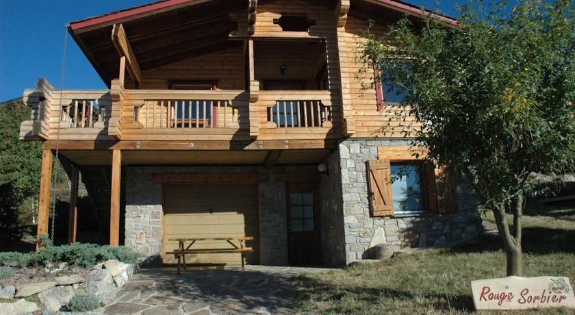 Апартаменты Chalet Rouge Sorbier