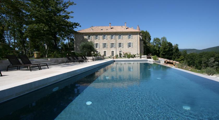 Отель Château Les Oliviers de Salettes