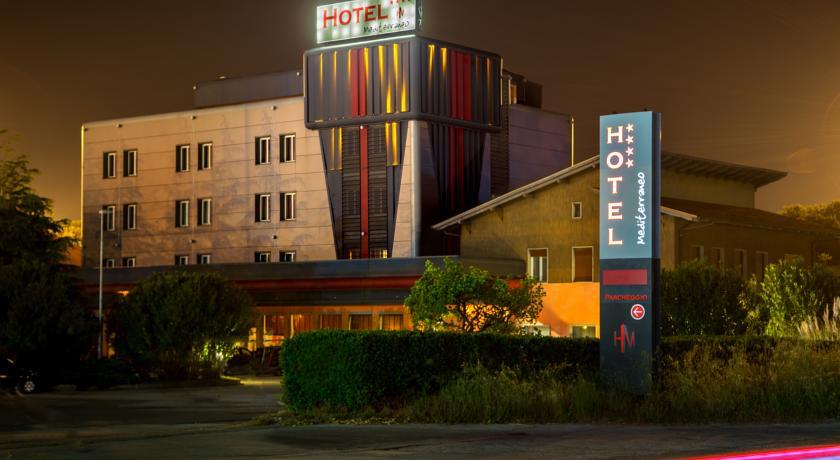 Отель Hotel Mediterraneo