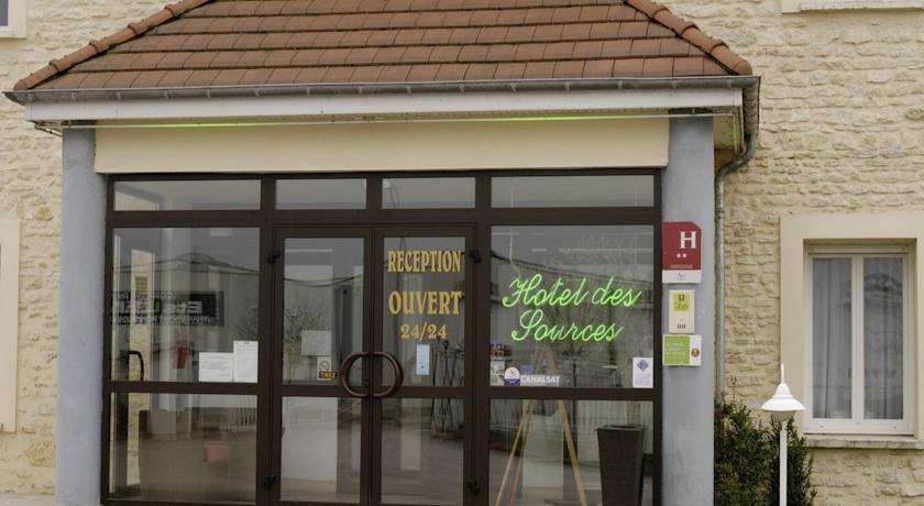 Отель Logis Des Sources