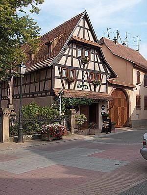 Отель Hotel Le Vignoble