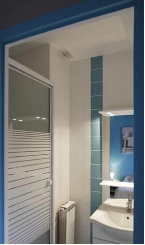 Отель Hôtel La Voile Bleue