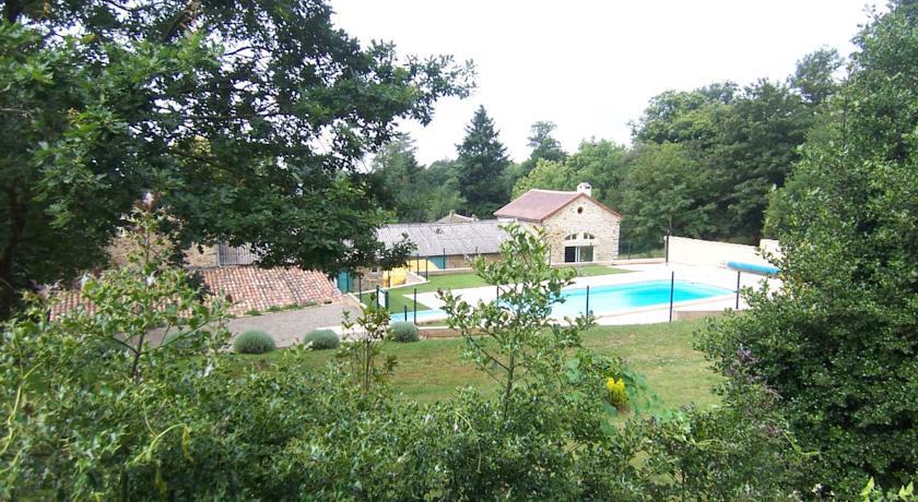 Отель Domaine de Malouziès