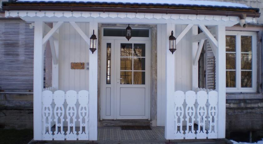 Мини-отель Chambres d'Hôtes le Clos des Lesses