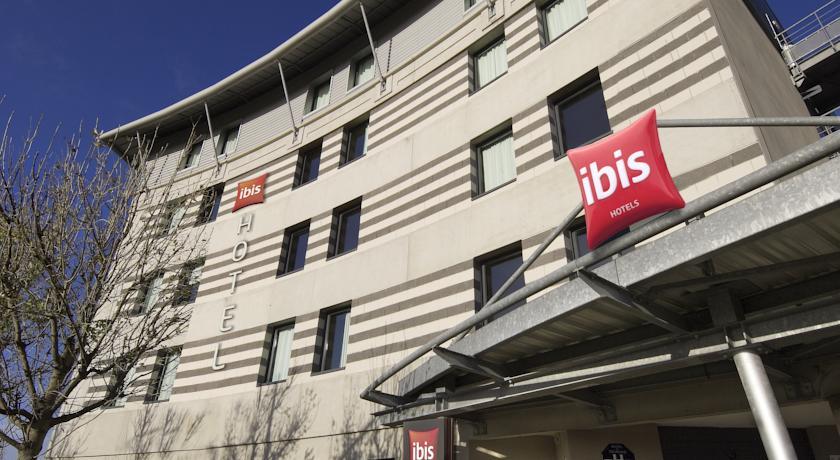 Отель ibis Calais Tunnel sous la Manche