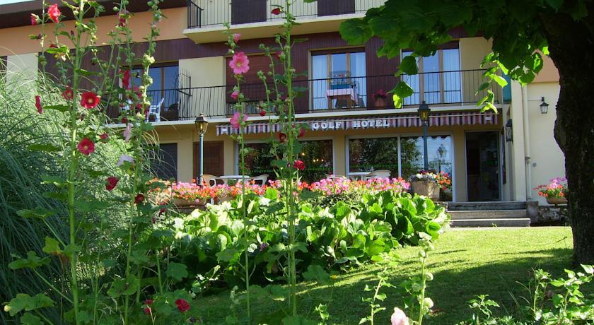 Отель Hôtel Les Pavillons du Golf
