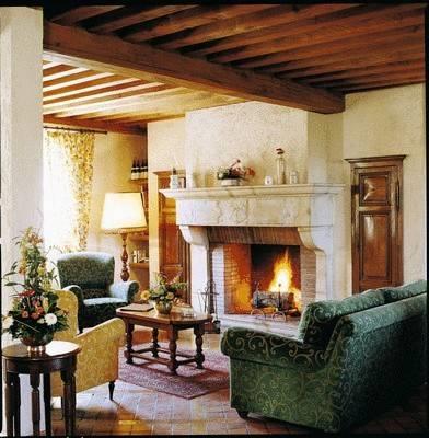 Отель Logis Hotel Les Grands Crus