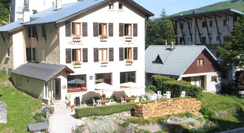 Отель Hôtel Le Glacier