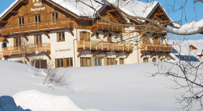 Отель Hôtel Beausoleil