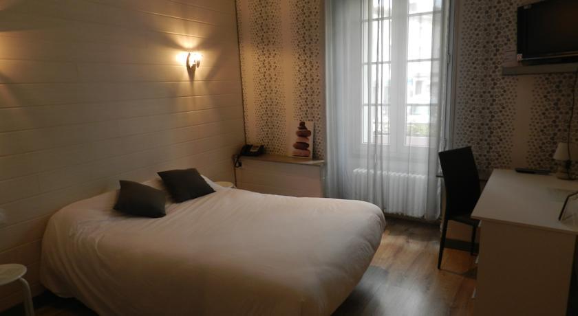 Отель Hôtel Le Centre