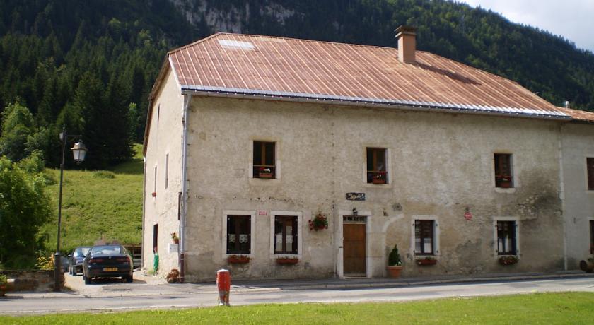 Апартаменты Gite rural La Mijolie